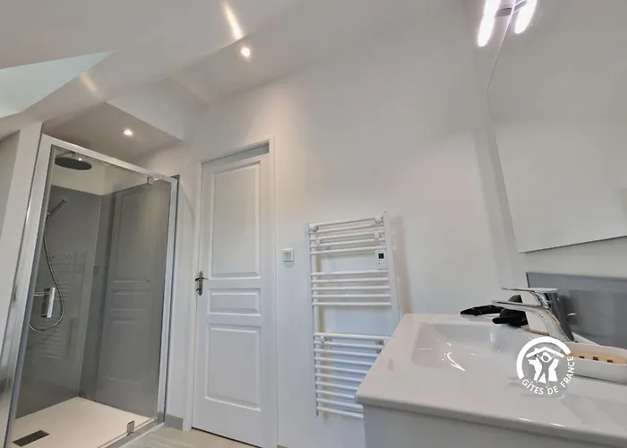 Chez Valentin, Jusqu'a 9 Personnes 度假居 Saint-Denis-dʼAnjou